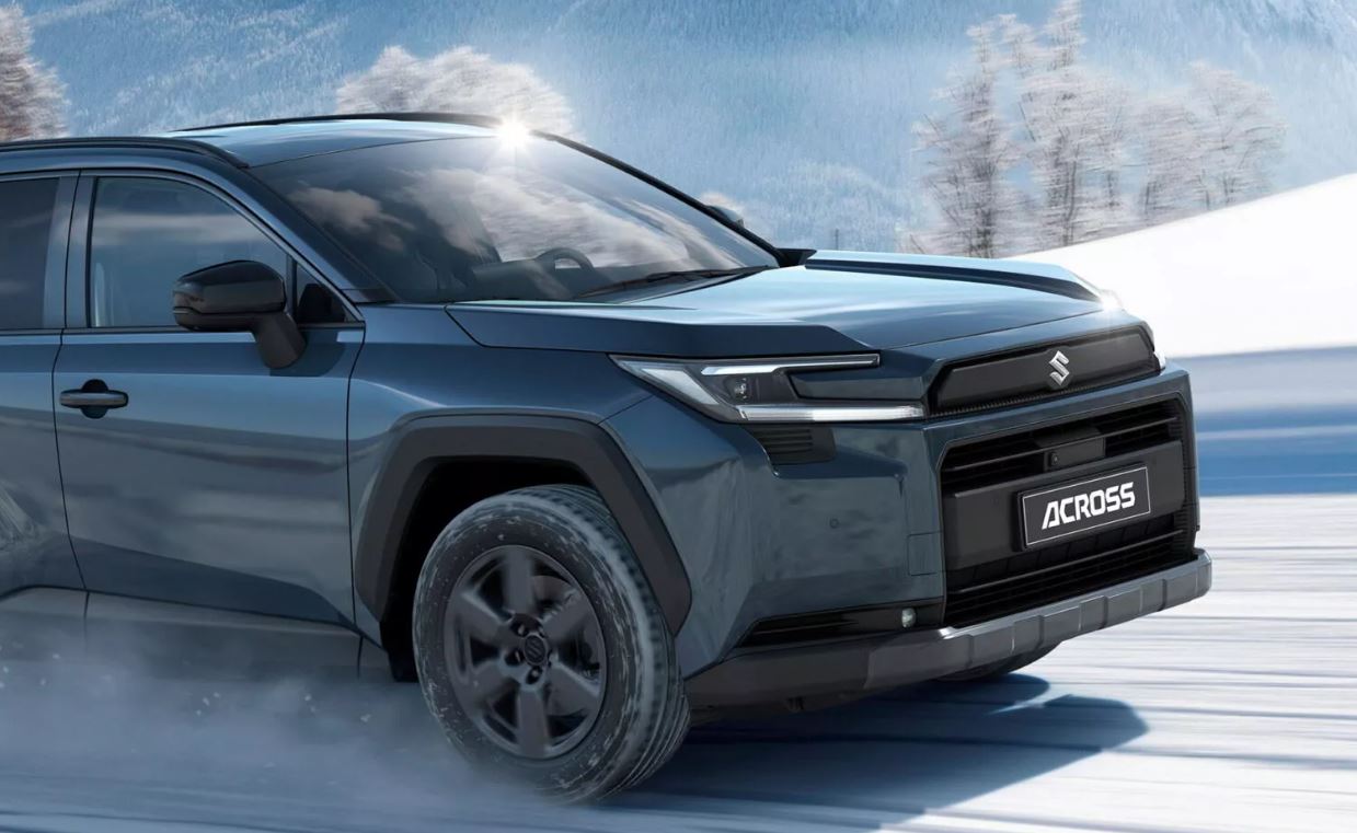 mobil baru, suzuki, Toyota RAV4, suzuki across, Bisa Tempuh 100 Km di Mode Elektrik, Suzuki Luncurkan SUV Baru Kembaran Toyota RAV4