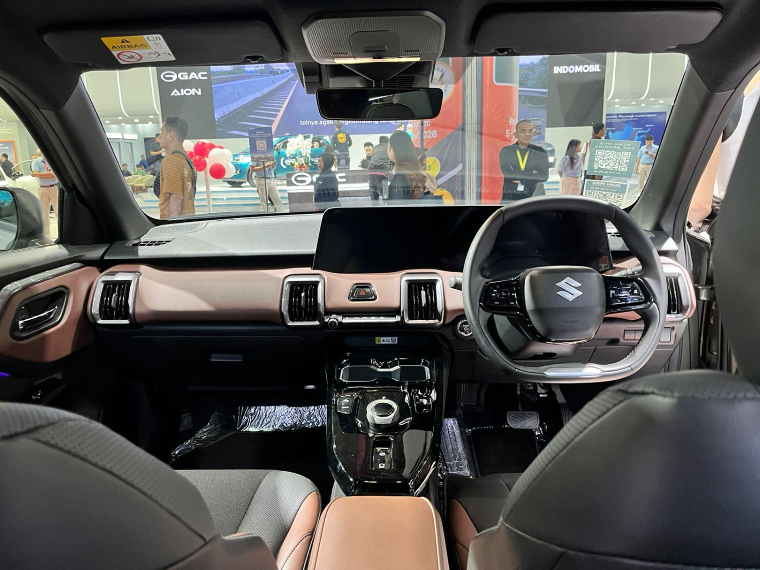 interior, suzuki, mobil listrik, pt suzuki indomobil sales (sis), Suzuki e Vitara, Mewah dan Modern, Begini Detail Interior Mobil Listrik Suzuki e VITARA