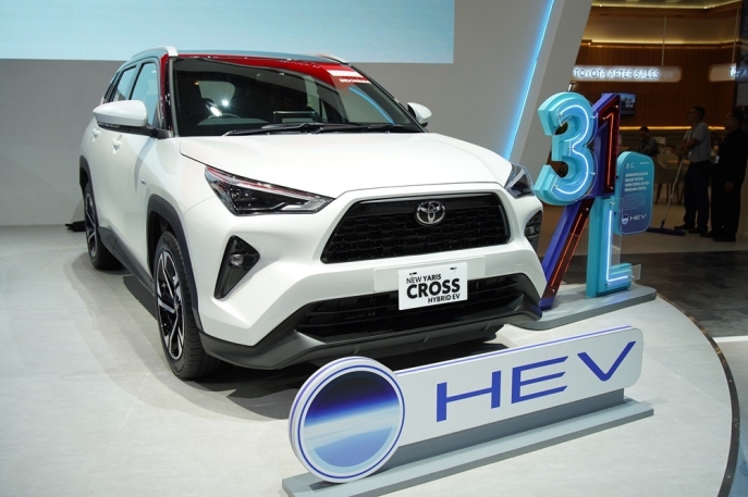 toyota, Yaris Cross, Yaris Cross Hybrid, Toyota Yaris Cross hybrid, IIMS 2026, Muncul Yaris Cross Hybrid Termurah, Ini Fitur yang Masih Dipertahankan
