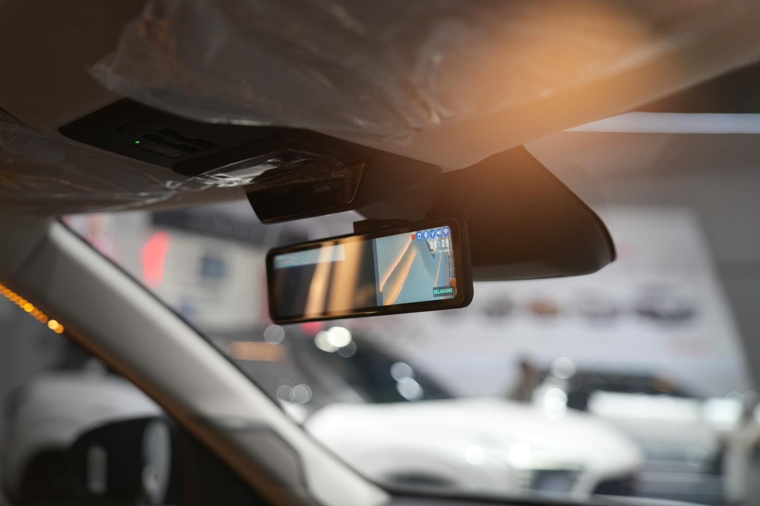 mitsubishi, spion tengah, Mitsubishi Destinator, Ini Satu Fitur Berguna Di Mitsubishi Destinator 55th Anniversary