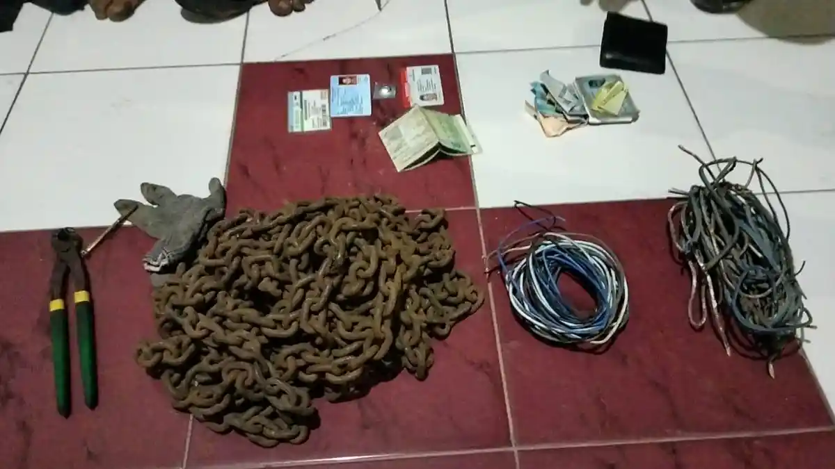 bengkel motor, honda beat, Maling Bengkel Motor, Pencurian Bengkel Motor, Bengkel Motor Buahbatu, Niat Jahat Pemuda Matang Muncul, Gudang Bengkel Motor Mas San San Nyaris Kebobolan