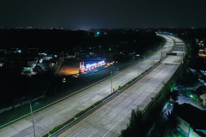jalan tol, jasa marga, jalan tol gelap, HER WHEELS, Ladies Jangan Panik Dulu! Ada Alasan Jalan Tol Sengaja Dibiarkan Gelap