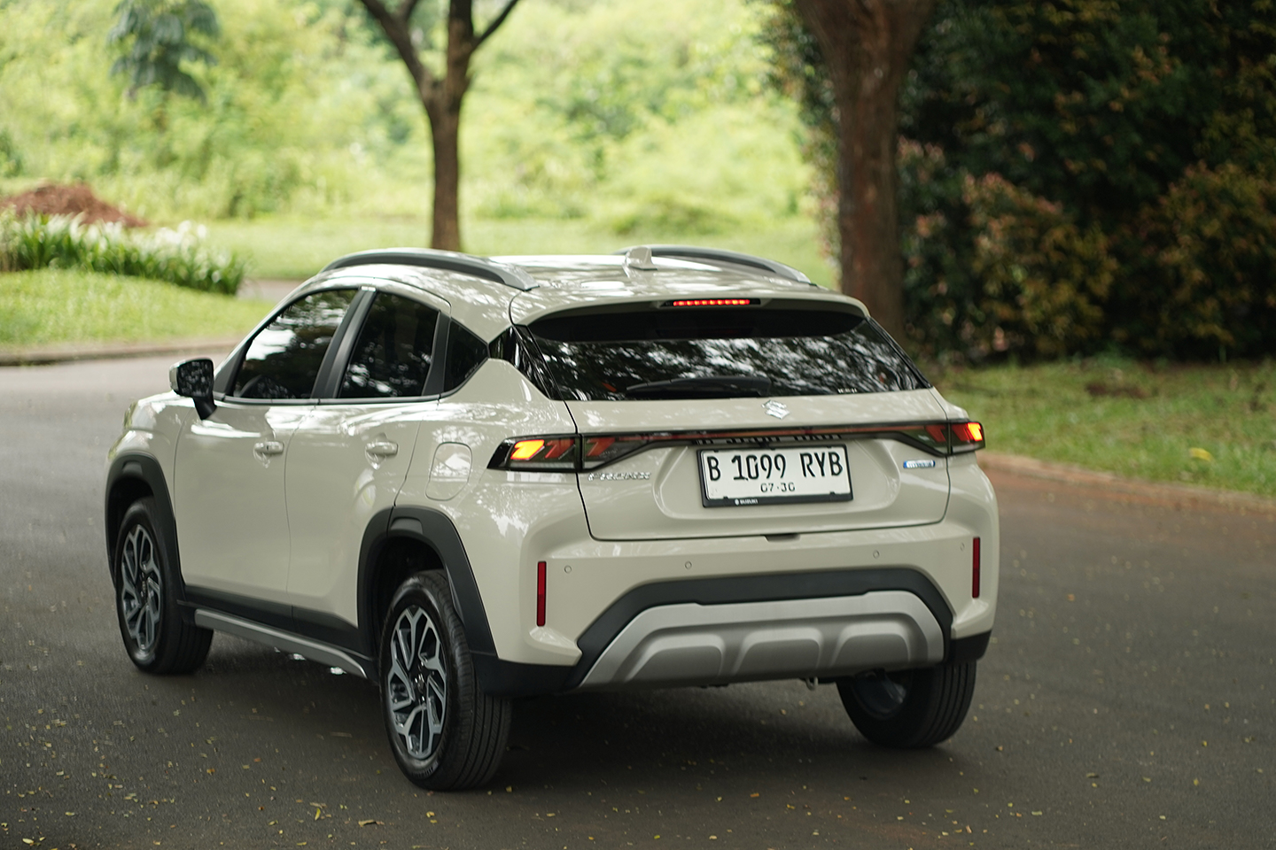 mobil baru, fitur, suzuki, head unit, Suzuki Fronx, Head Unit Suzuki Fronx GX Canggih Juga Ya, Ada Fitur-Fitur Ini