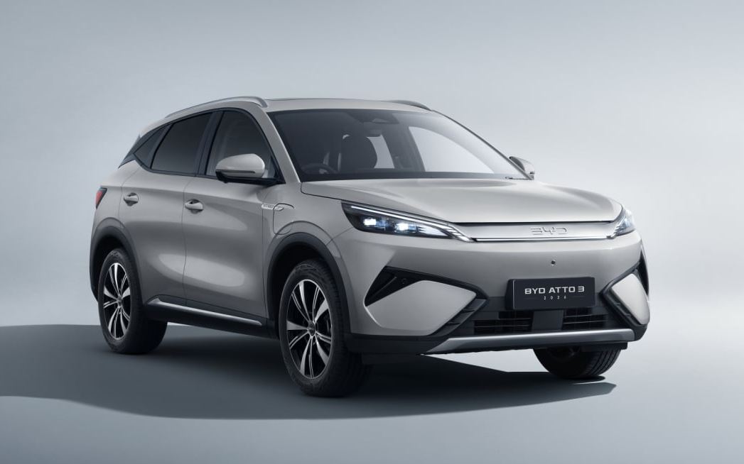 mobil baru, hong kong, BYD Atto 3, BYD Atto 3 facelift, BYD Atto 3 Facelift Tampil Lebih Sporty, Masih Bisa Jalan 420 Km Sekali Cas