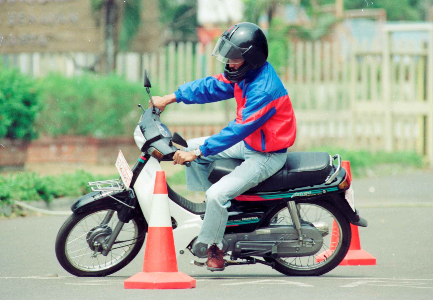 Indonesia, harga, motor bebek, honda astrea grand, Nostalgia Honda Astrea Grand Bulus, Dulu Pas Baru Harganya Segini