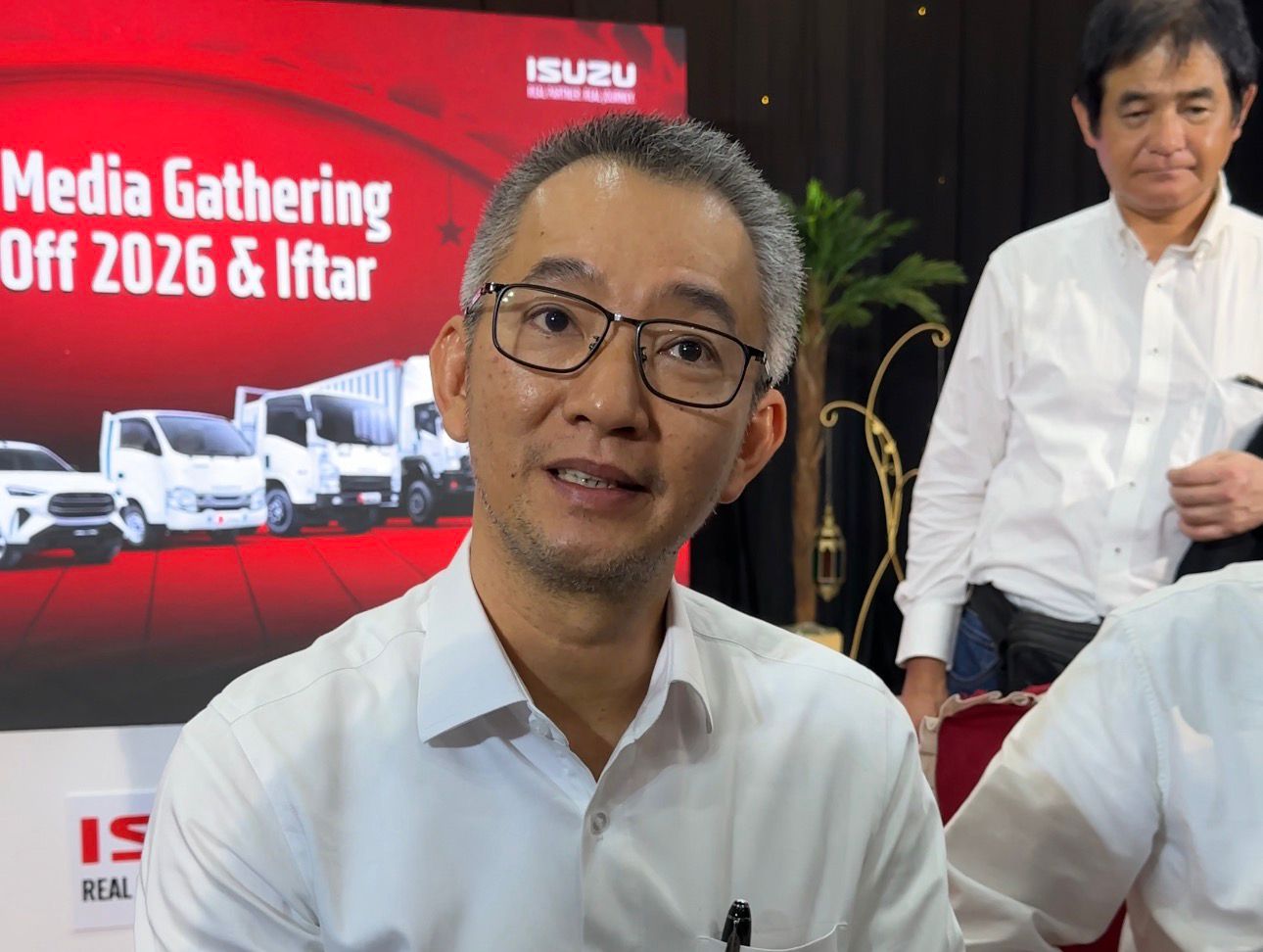 PT Isuzu Astra Motor Indonesia (IAMI), Isuzu ELF NMR, PT Agrinas Pangan Nusantara, Kopdes Merah Putih, Isuzu Buka Suara Soal Deal 900 Unit Kendaraan Dengan Agrinas