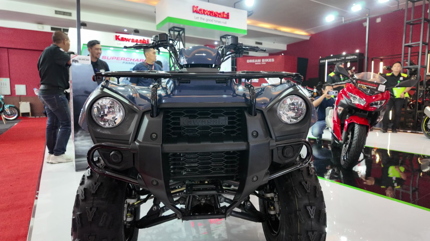 atv kawasaki, Kawasaki Brute Force 300, Kecil-kecil Bukan Mainan, Kawasaki Brute Force 300 Cocok Untuk Sultan