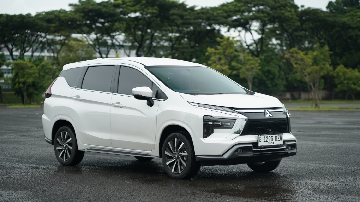xpander, mitsubishi xpander, harga mitsubishi xpander, Xpander facelift 2025, Desain Ganteng, Muat 7 Penumpang, Intip Harga Terbaru Mitsubishi Xpander April 2026