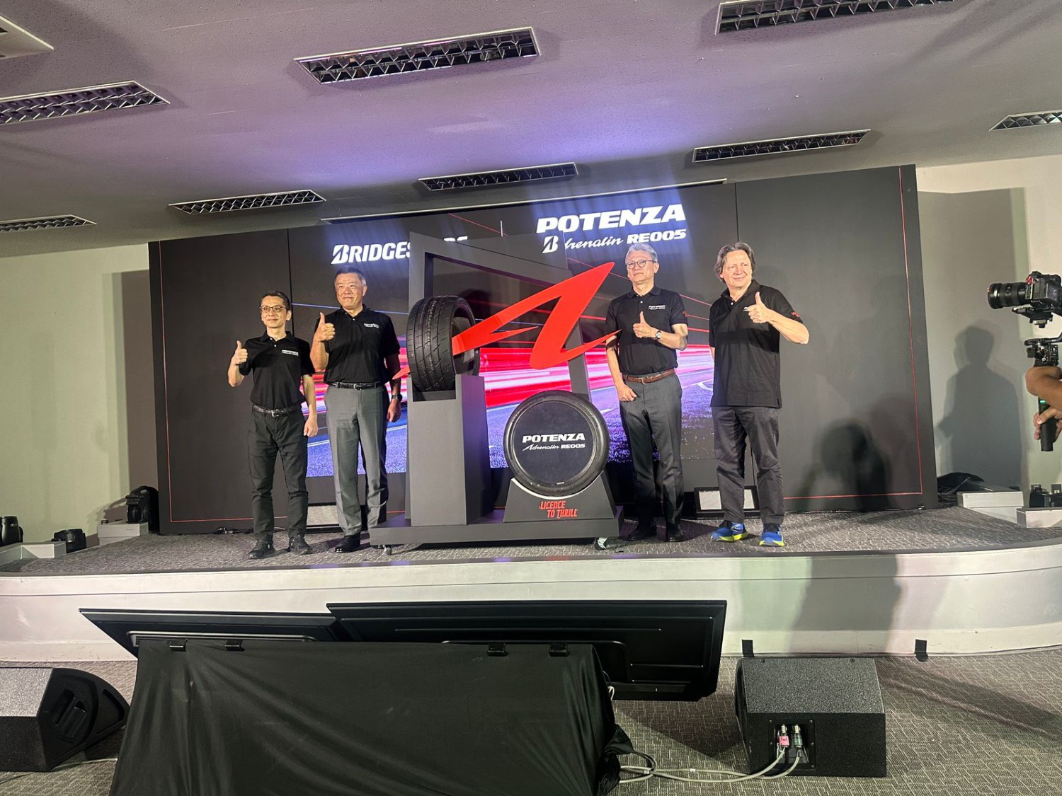 Indonesia, baru, Bridgestone Potenza Adrenalin RE005, Seigo Hata, Bridgestone Potenza Adrenalin RE005 Meluncur, Siap Masuk Indonesia
