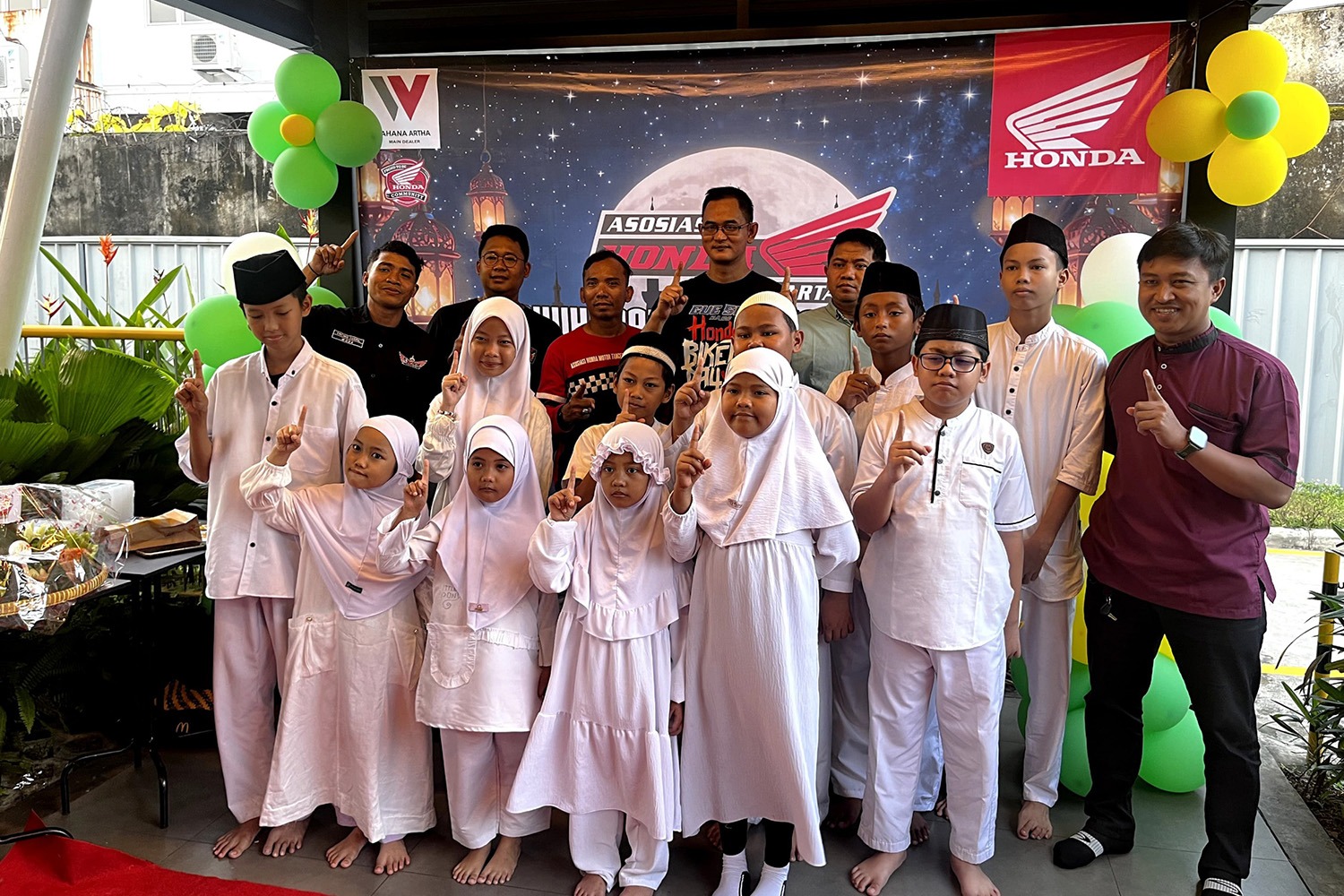 komunitas, honda, wahana, wahana honda, Asosiasi honda jakarta, Asosiasi Honda Jakarta Rayakan HUT ke-17, Gelar Acara Kebersamaan dan Aksi Sosial