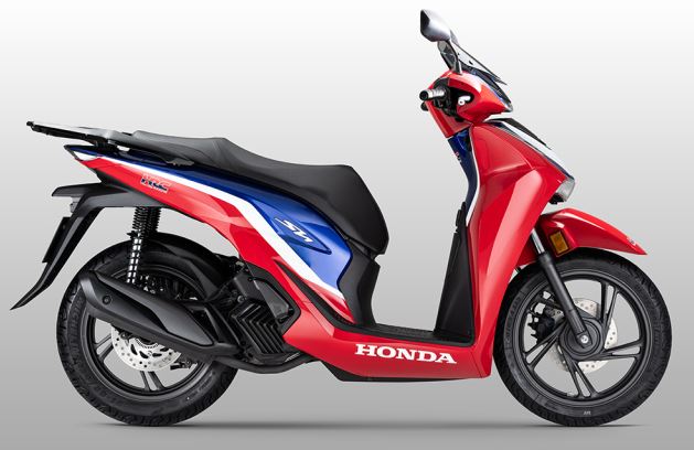 honda, skutik, honda sh150i, honda sh125i, Tampil Sporty dengan Livery Tricolor HRC, Skutik Edisi Spesial Honda Ini Cuma Dibikin 500 Unit