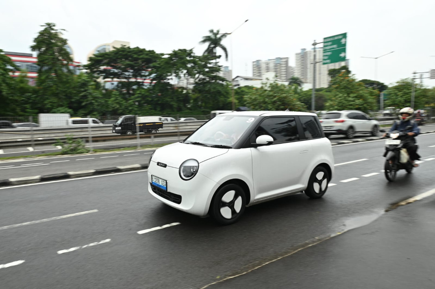 mobil listrik, changan, Changan Lumin, Krisis Energi Menghantui, Changan Lumin Pantas Dilirik dengan Jarak Tempuh Bisa Segini