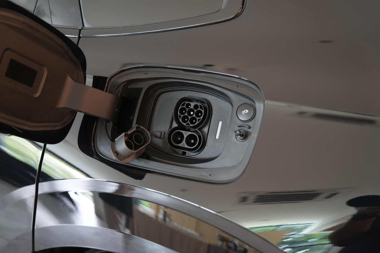 mudik, volvo, mobil listrik, Volvo ES90, Cocok Buat Mudik, Sedan Listrik Volvo ES90 Punya Jarak Tempuh Jauh