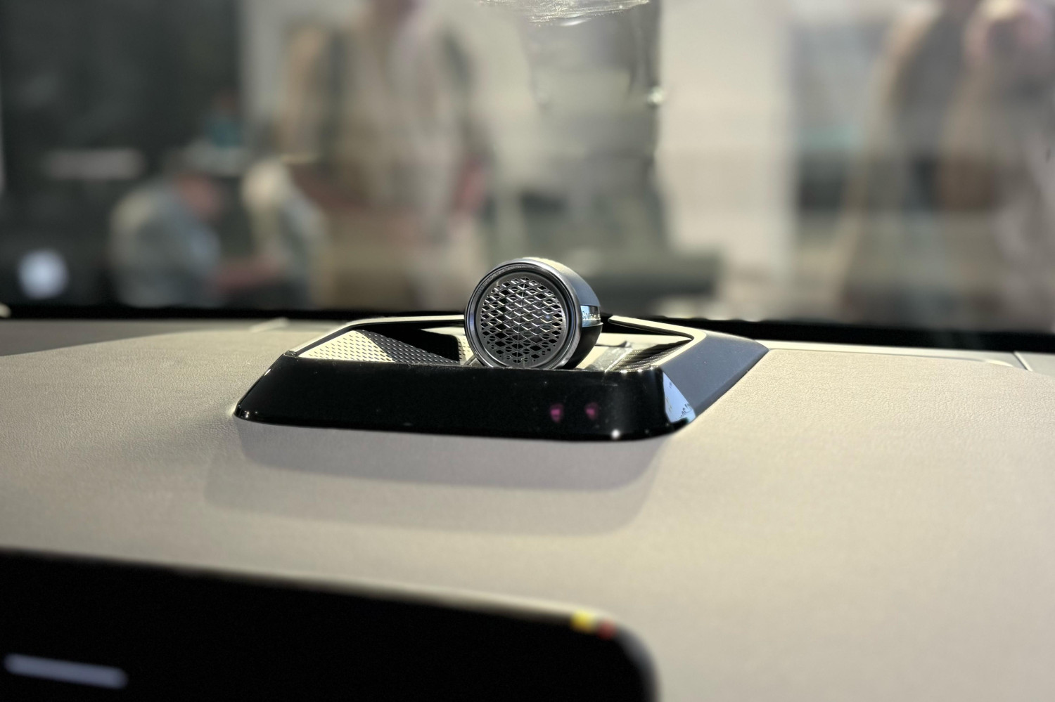 speaker, volvo, Bowers & Wilkins, premium sound, Volvo ES90, Manjakan Telinga Bak Kabin Eksekutif, Sebanyak Ini Speaker Audio Volvo ES90