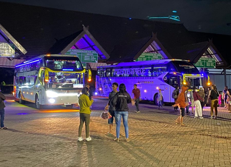 mudik lebaran, Harga Tiket Bus Makassar-Palopo, Bus Makassar-Palopo, PO Bus Litha & Co, Bus Palopo-Makassar, Harga Tiket Bus Makassar-Palopo Naik, Jadi Segini Saat Mudik Lebaran 2026