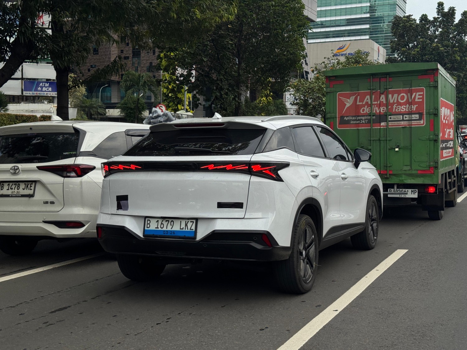 mobil baru, Omoda 5, Jaecoo, Omoda E5, Kepergok Tanpa Kamuflase, OMODA E5 Baru Asyik Melintas Di Jakarta