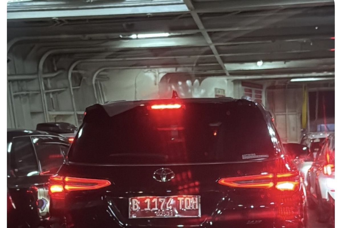 toyota, fortuner, pelabuhan merak, Mudik Pakai Mobil Dinas, Mobil Dinas Dipakai Mudik, Fortuner Pelat Merah B 1174 TQH Kelayapan saat Mudik Lebaran, Respon Pemprov DKI Mengejutkan