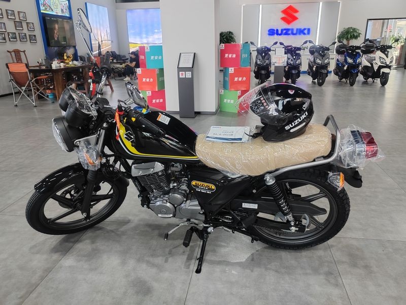 motor retro, motor suzuki, Kawasaki W175, suzuki thunder, motor baru suzuki, Suzuki Thunder Reborn, Wujud Makin Retro, Suzuki Thunder Reborn Muncul dengan Mesin 150 Cc