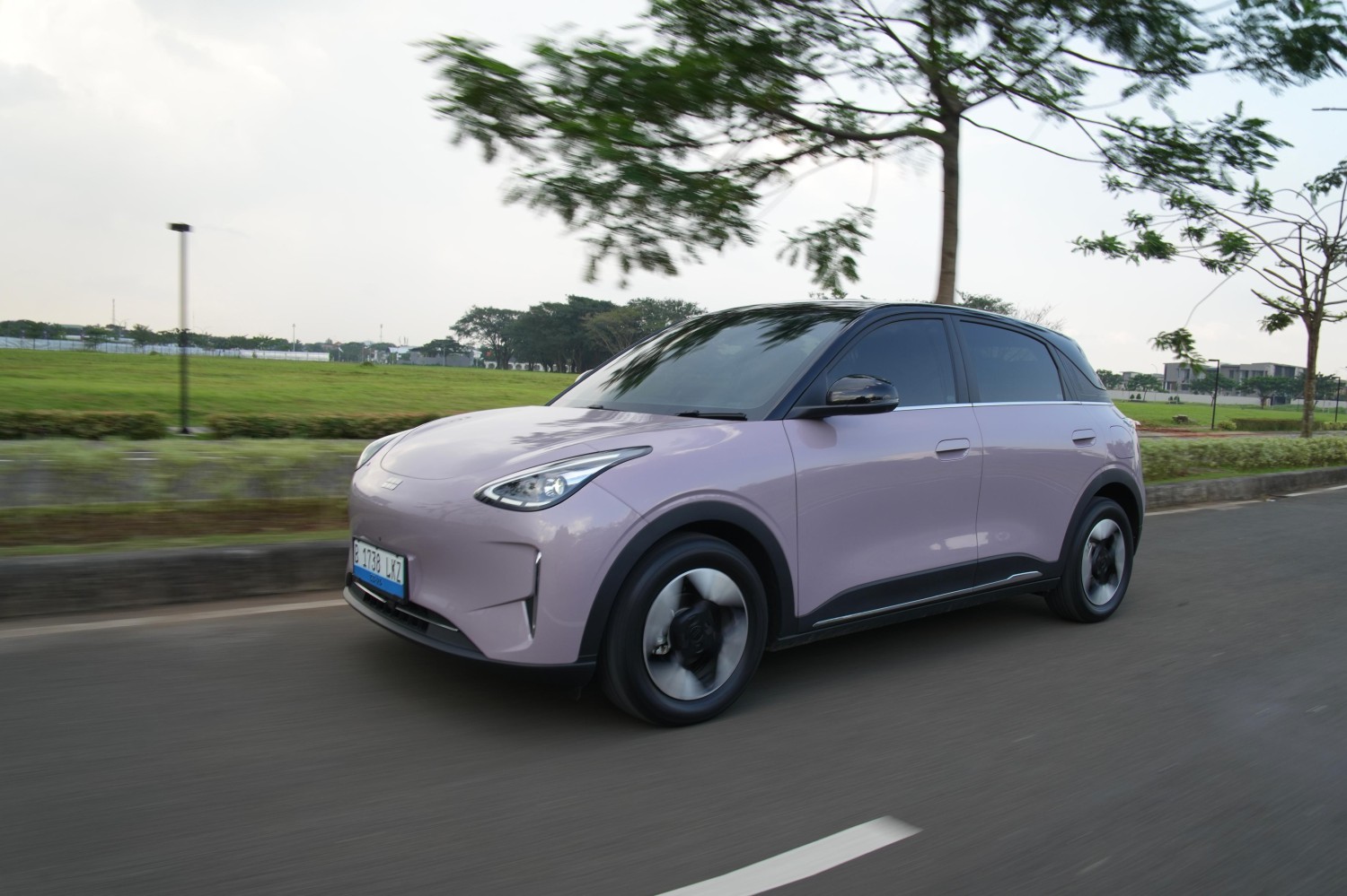 mobil baru, Geely, Geely EX2, compact ev, Otomotif Award 2026, Gak Cuma Laris, Geely EX2 Juara Kelas Compact EV OTOMOTIF Award 2026