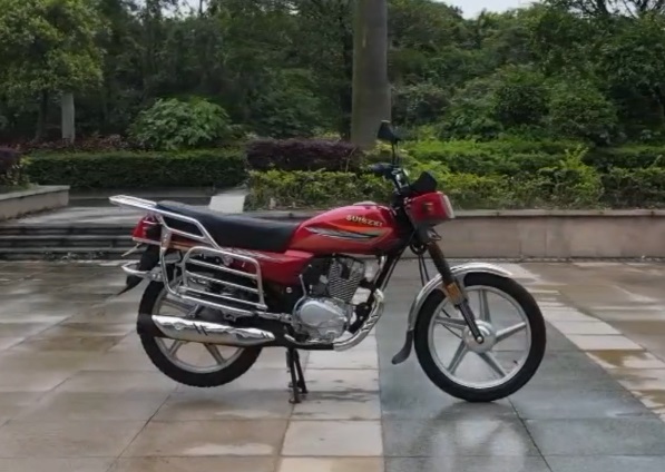 motor suzuki, honda gl pro, motor lawas, Motor China, motor lama, motor mirip gl pro, Jadi Anomali, Sosok Honda GL Pro Anyar Tetiba Muncul dengan Brand Suzuki?