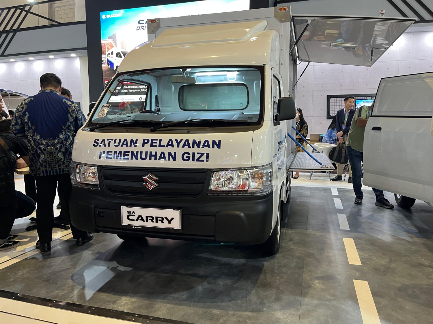 suzuki, giicomvec, suzuki carry, Suzuki Ngegas di GIICOMVEC 2026, Dari Mobil MBG hingga Angkot Ikut Mejeng