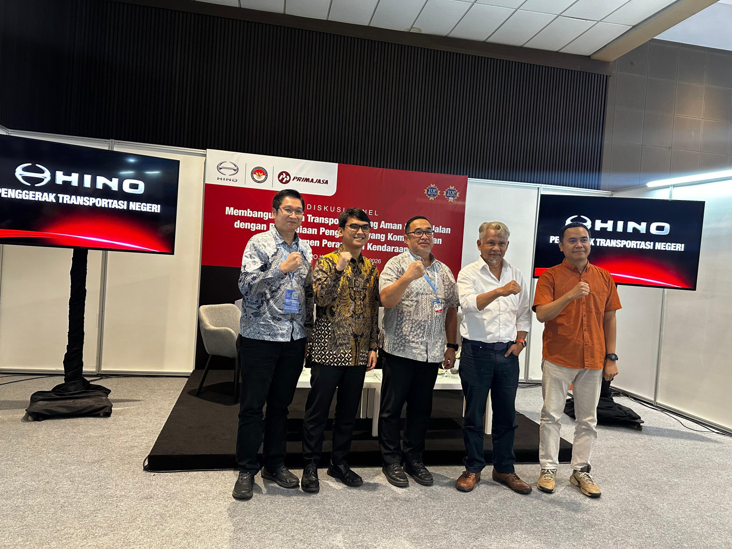 kecelakaan bus, knkt, PT Hino Motors Sales Indonesia (HMSI), PO Primajasa, Hino, KNKT dan Primajasa Kompak, Bangun Moda Transportasi Aman di Indonesia