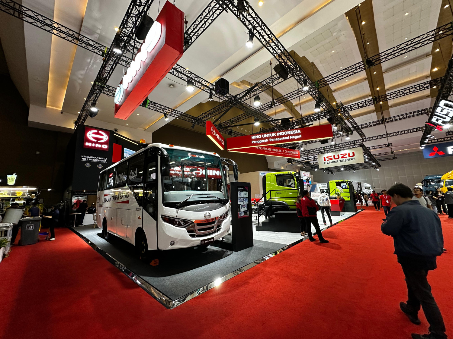 kecelakaan bus, knkt, PT Hino Motors Sales Indonesia (HMSI), PO Primajasa, Hino, KNKT dan Primajasa Kompak, Bangun Moda Transportasi Aman di Indonesia