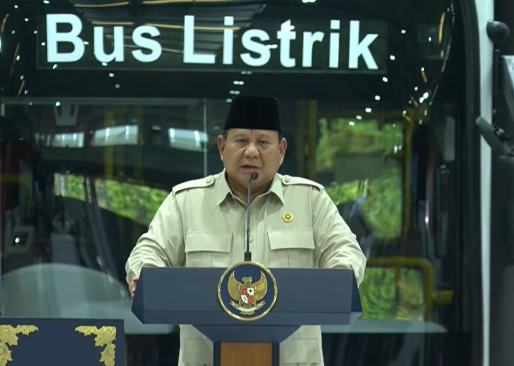 bus listrik, presiden prabowo subianto, VKTR Magelang, Bus Listrik VKTR, Truk Listrik VKTR, Presiden Prabowo Resmikan Pabrik Bus dan Truk Listrik VKTR di Magelang, Optimis Punya Merek Sendiri
