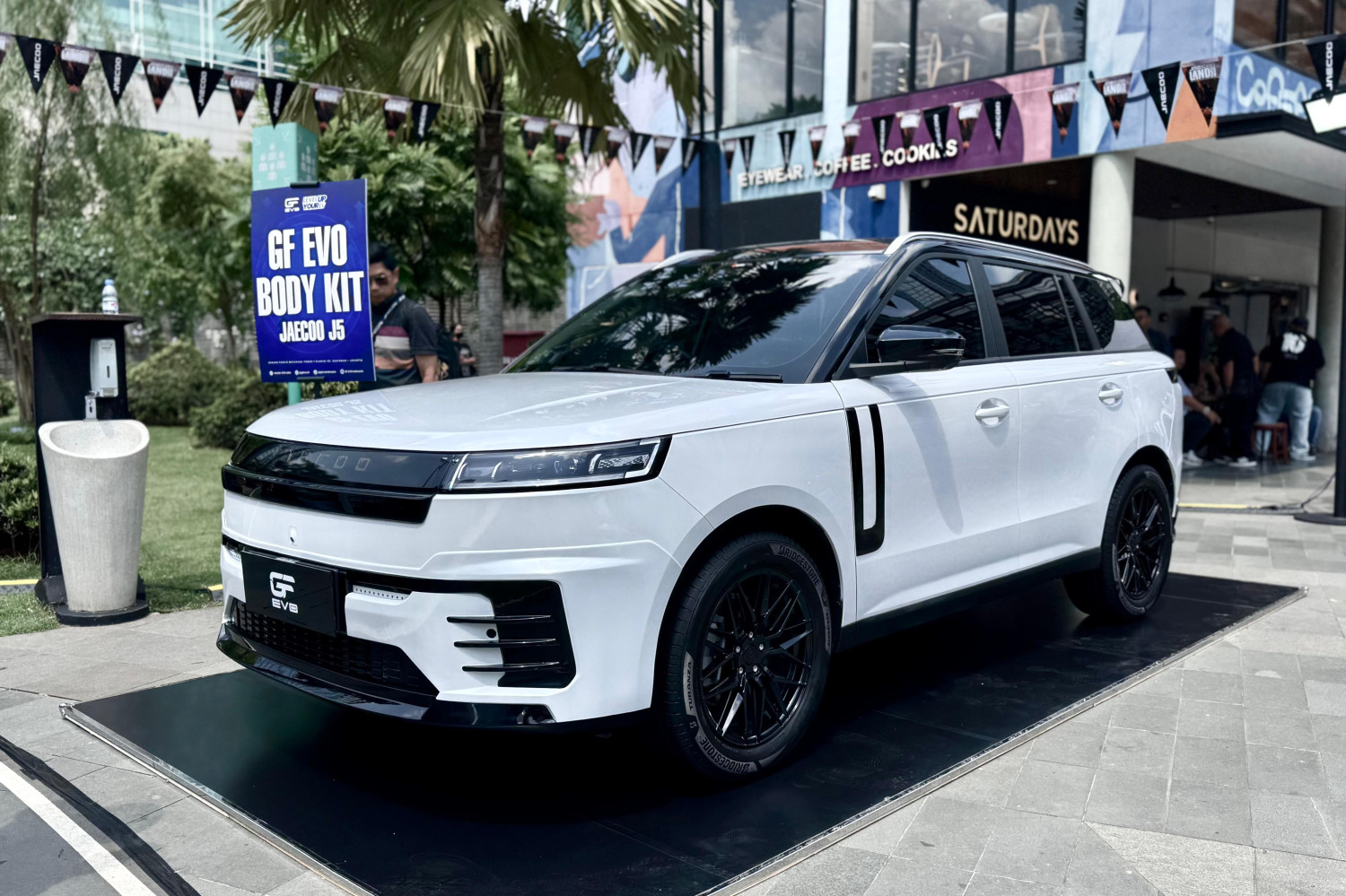 range rover, range rover evoque, Jaecoo, Jaecoo J5 EV, Ala Range Rover Evoque, JAECOO J5 EV Tampil Beda Dengan Bodi Kit Ini