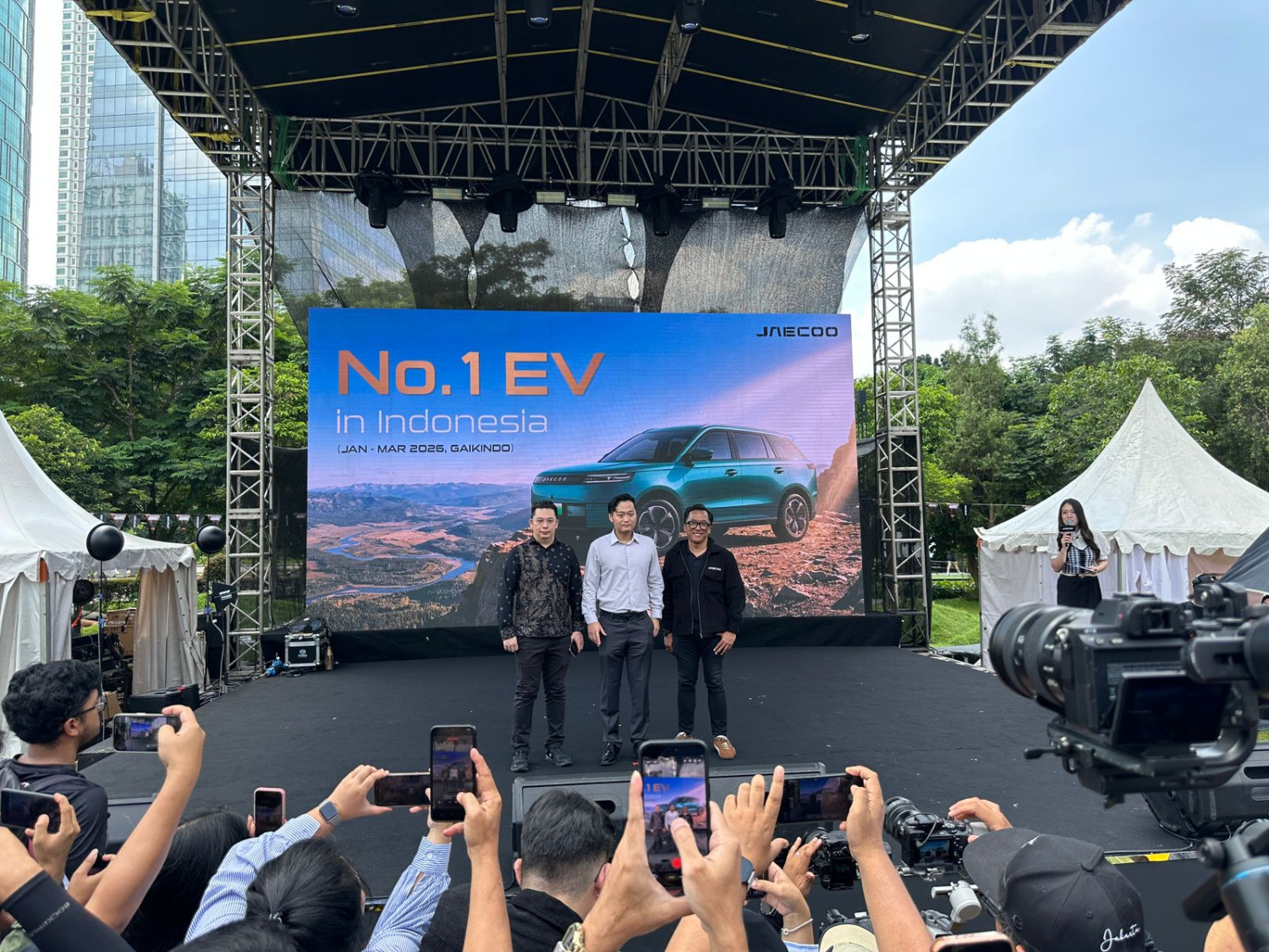 penjualan, mobil listrik, j5 ev, Jim Ma, Jaecoo Land 2026, Rayakan Sukses, Jaecoo Land 2006 Perdana Digelar di Indonesia