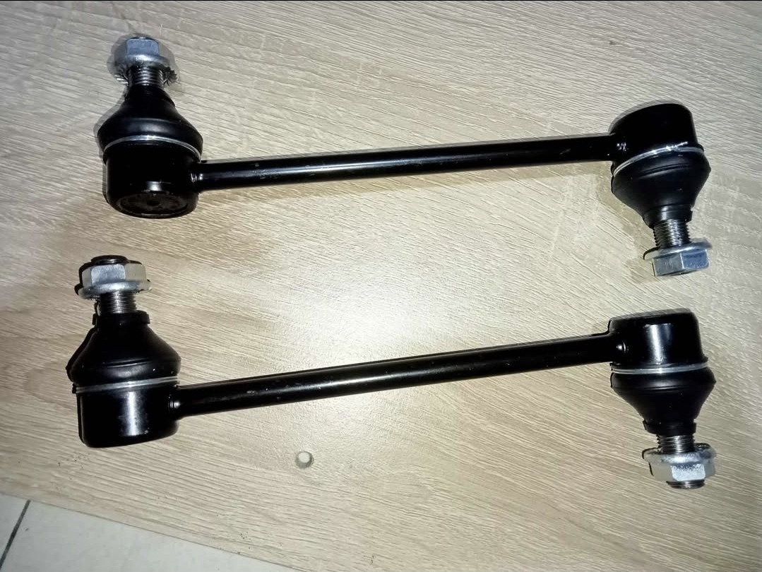 mobil bekas, link stabilizer, ciri link stabilizer mobil rusak, cara deteksi stabilizer mobil rusak, cara deteksi link stabilizer mobil rusak, Ini Cara Gampang Deteksi Link Stabilizer Rusak pada Kaki-Kaki Mobil Bekas