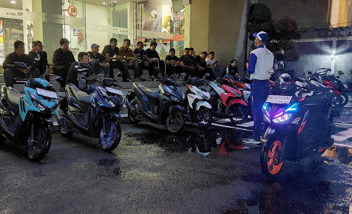 vario 125, astra motor yogyakarta, edukasi safety, tren modifikasi, vario street, Vario Night Ride, Serunya Vario Night Ride di Yogyakarta, Edukasi Safety dan Ngobrol Tren Modifikasi Jadi Daya Tarik