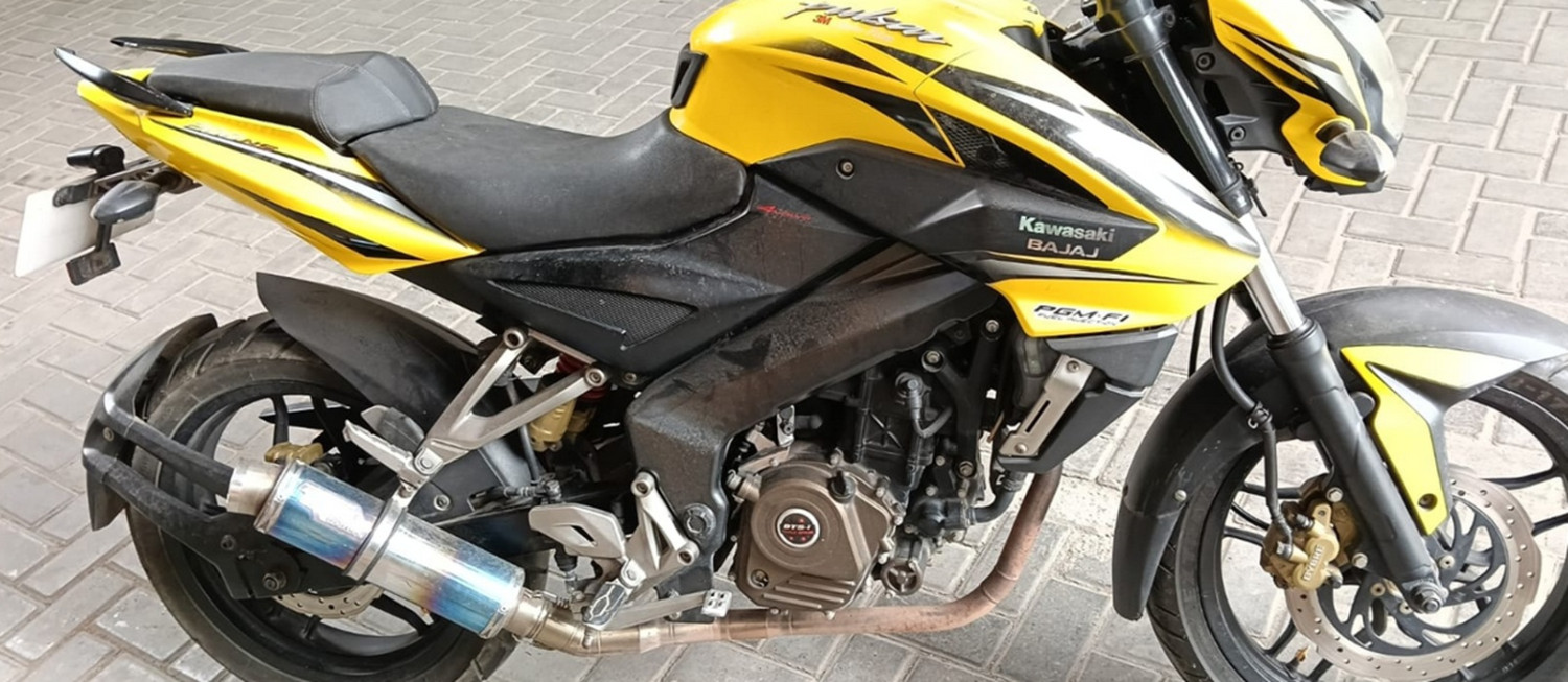 kawasaki bajaj pulsar, bajaj pulsar, Kawasaki Bajaj Pulsar 200 NS Bekas, motor bekas bajaj pulsar dua busi, motor bekas Bajaj Pulsar, Sudah Murah, Harga Motor Bekas Kawasaki Bajaj Pulsar 200NS Tinggal Segini
