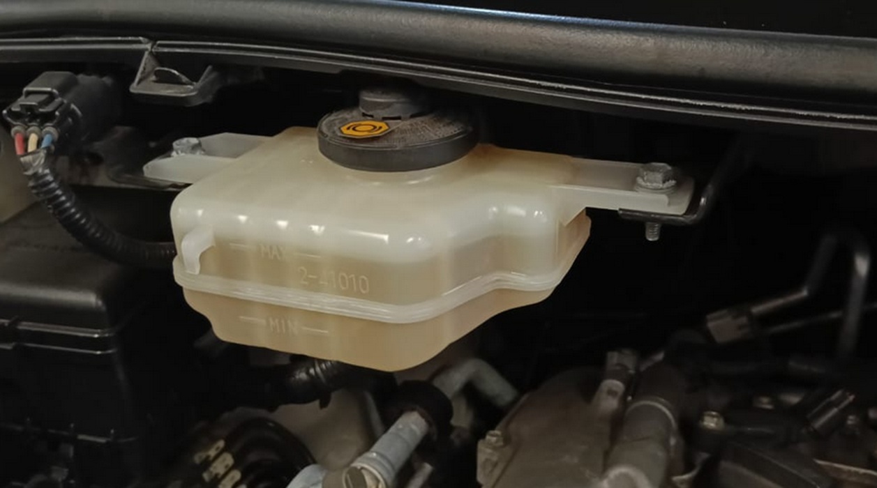 uap air, minyak rem, blong, pengereman, Awas, Bahaya Ini Mengintai Jika Kita Telat Kuras Minyak Rem Mobil