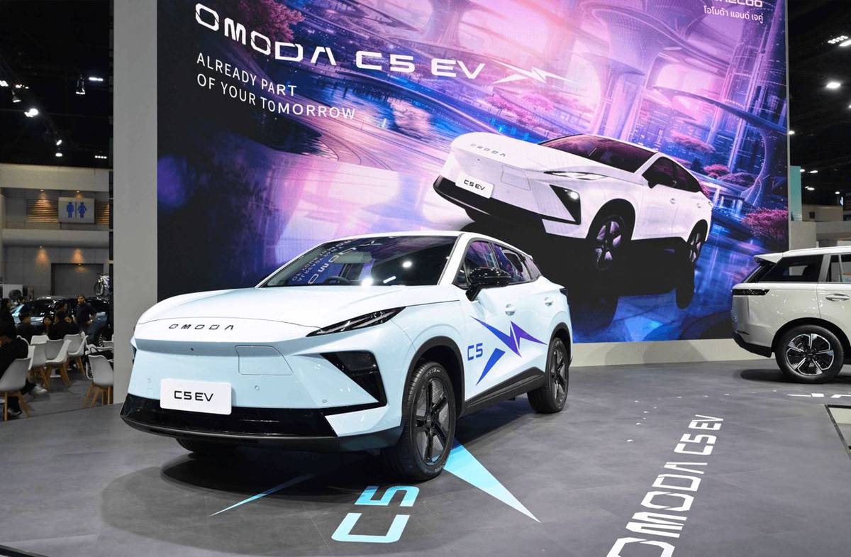 mobil listrik, chery global, Chery E5, Omoda C5, Omoda C5 2026, Robo Shark, Siap Gantikan Chery E5, Omoda C5 2026 Muncul Dengan Fascia Robo Shark