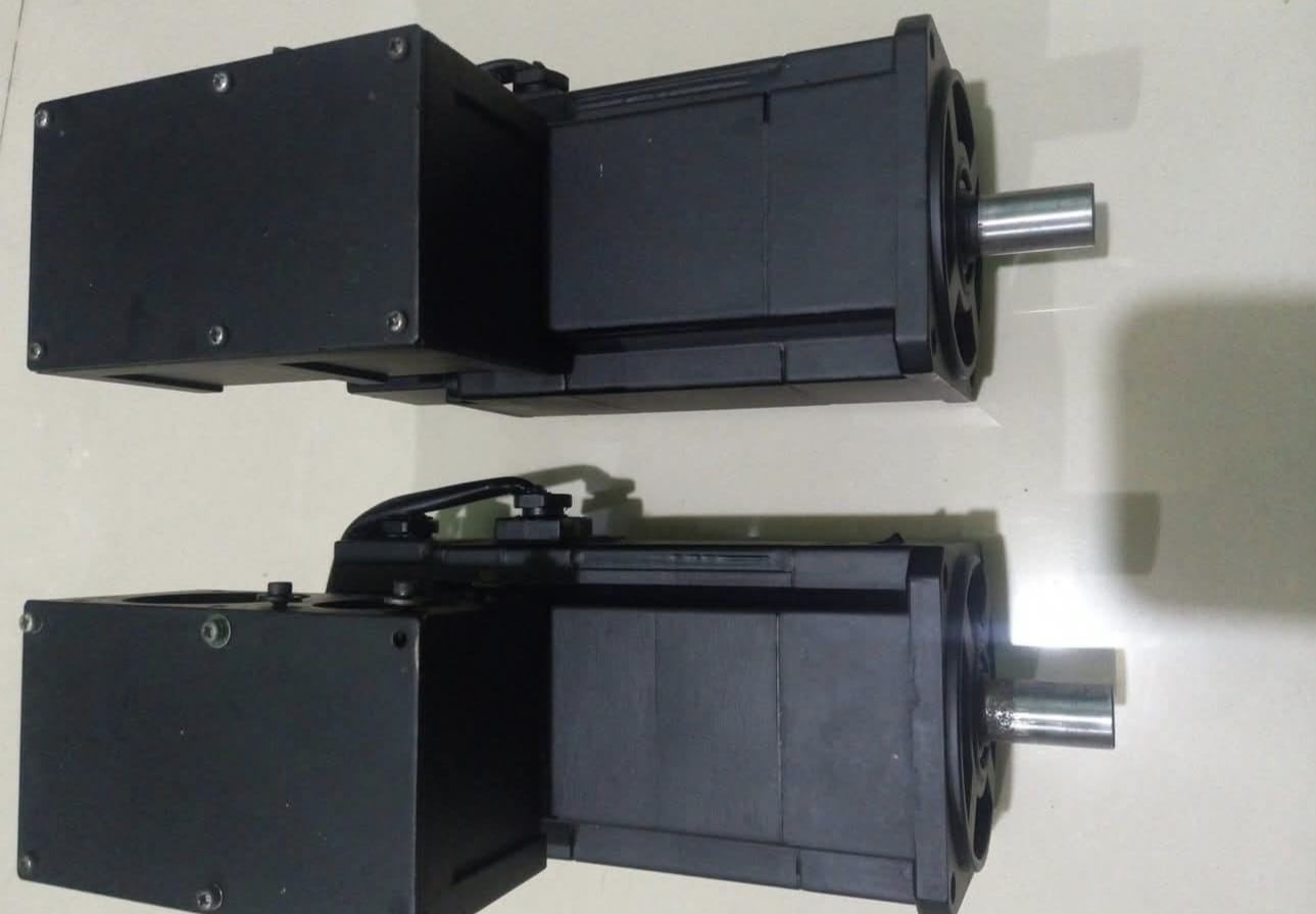 tips, mobil, dingin, kabin, udara, motor servo, AC Mobil Terasa Dingin Sebelah, Ini Penyebab yang Sering Terjadi