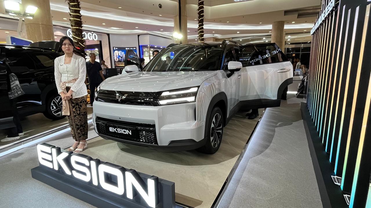 wuling, Almaz, Wuling Eksion, Eksion, Eksion ev, Eksion PHEV, Wuling Almaz Masih Dijual Meski Ada Eksion, Ini Alasannya