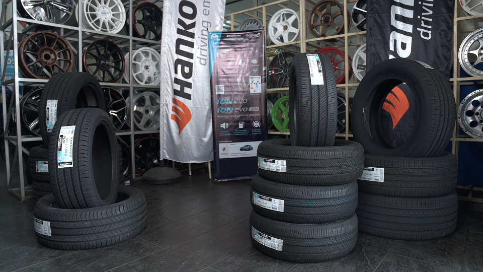 ban mobil listrik, hankook ion, Ban mobil listrik hankook, Hankook iON evo AS, Hankook iON GT, Mobil Listrik Butuh Ban Khusus, Hankook Punya Tiga Tipe Sesuai Kebutuhan