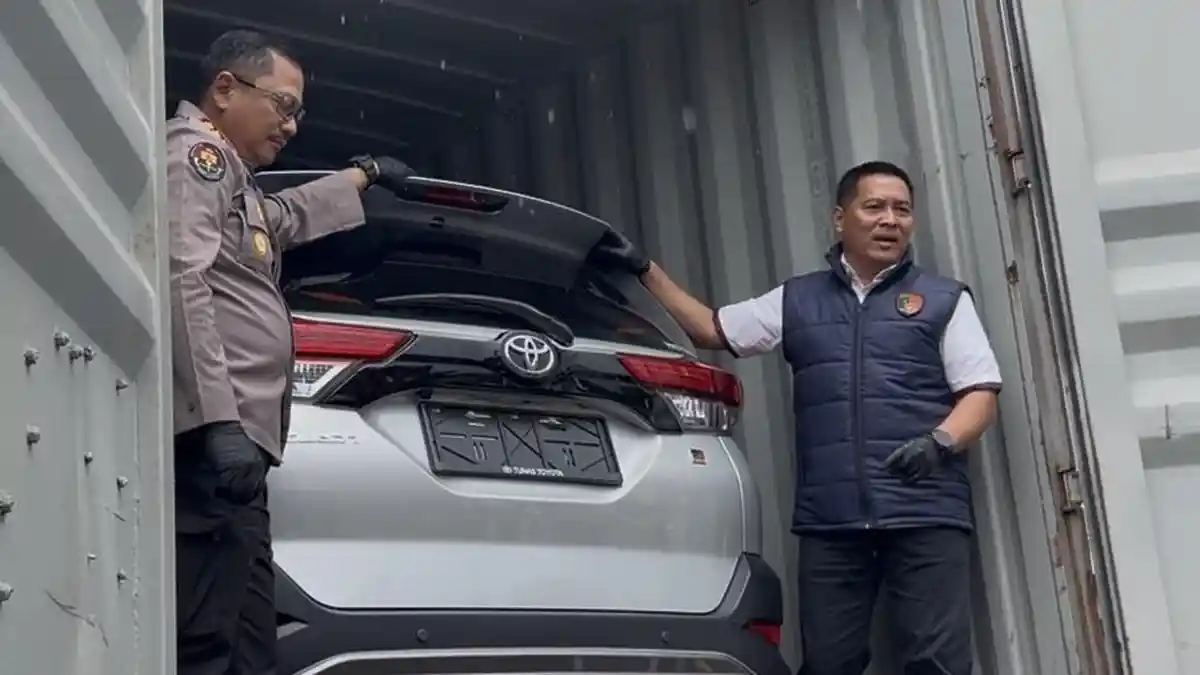 mobil bekas, Penyelundupan mobil, Penyelundupan Motor Bodong, Penyelundupan Mobil Timor Leste, Penyelundupan Motor Timor Leste, Penyelundupan Motor, Mobil dan Truk Bodong ke Timor Leste di Jateng, Untung Bersih Pelaku Rp 10 Miliar