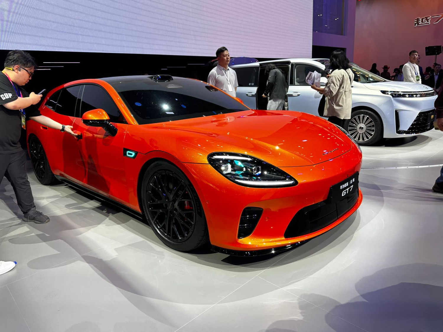 GAC Group, gac Indonesia, GAC E8, Aion i60, Aion N60, Aistaland GT7, Hyptec S600, Gebrakan GAC di Beijing Auto Show 2026, Luncurkan Brand Mewah Aistaland GT7 dan E8 PHEV untuk Pasar Dunia
