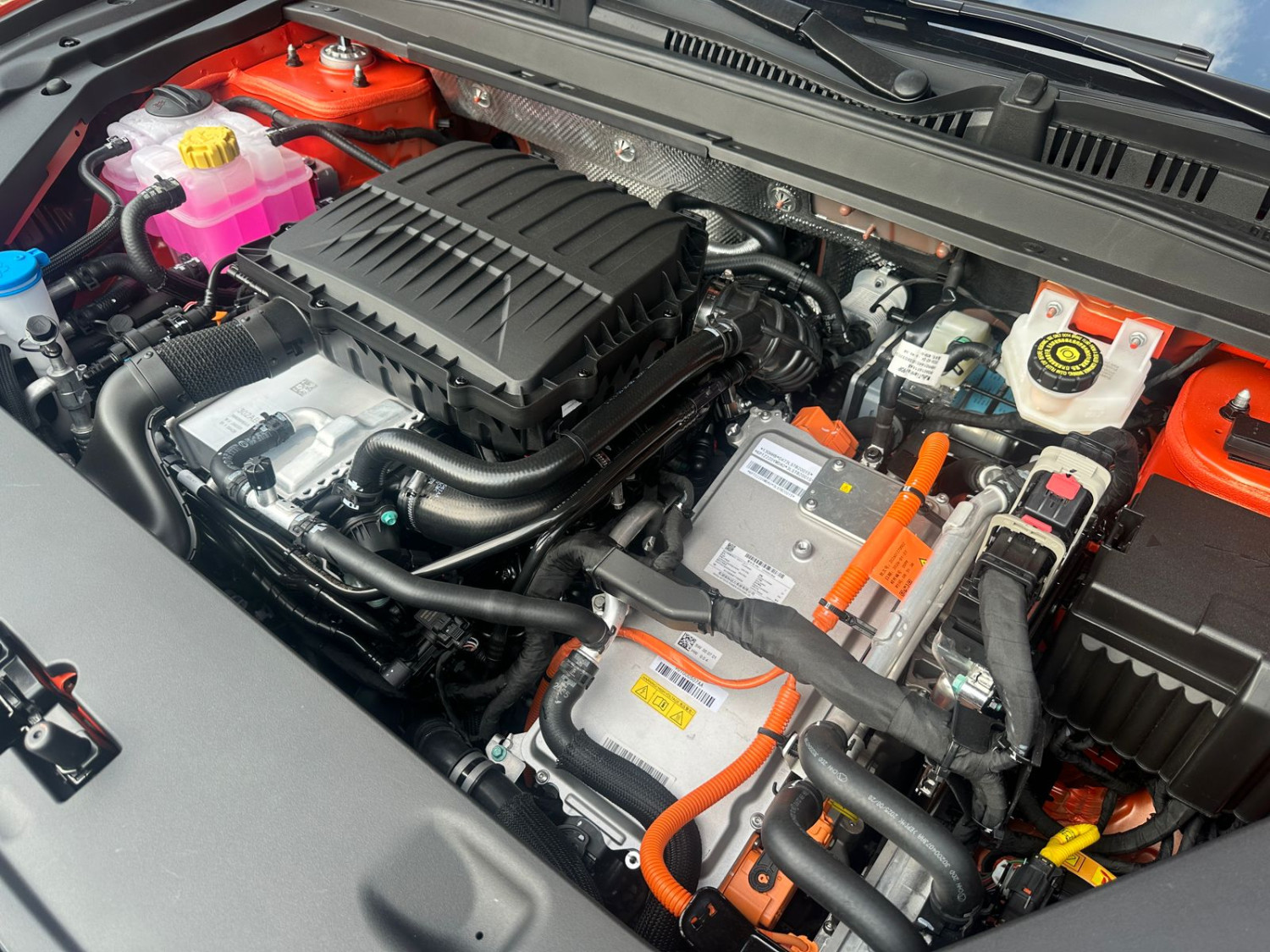 mobil baru, phev, plug-in hybrid, LEPAS L6, Beijing Auto Show 2026, Lepas L6 PHEV Global Journey Digelar, Uji Mobil Hingga Ratusan Km