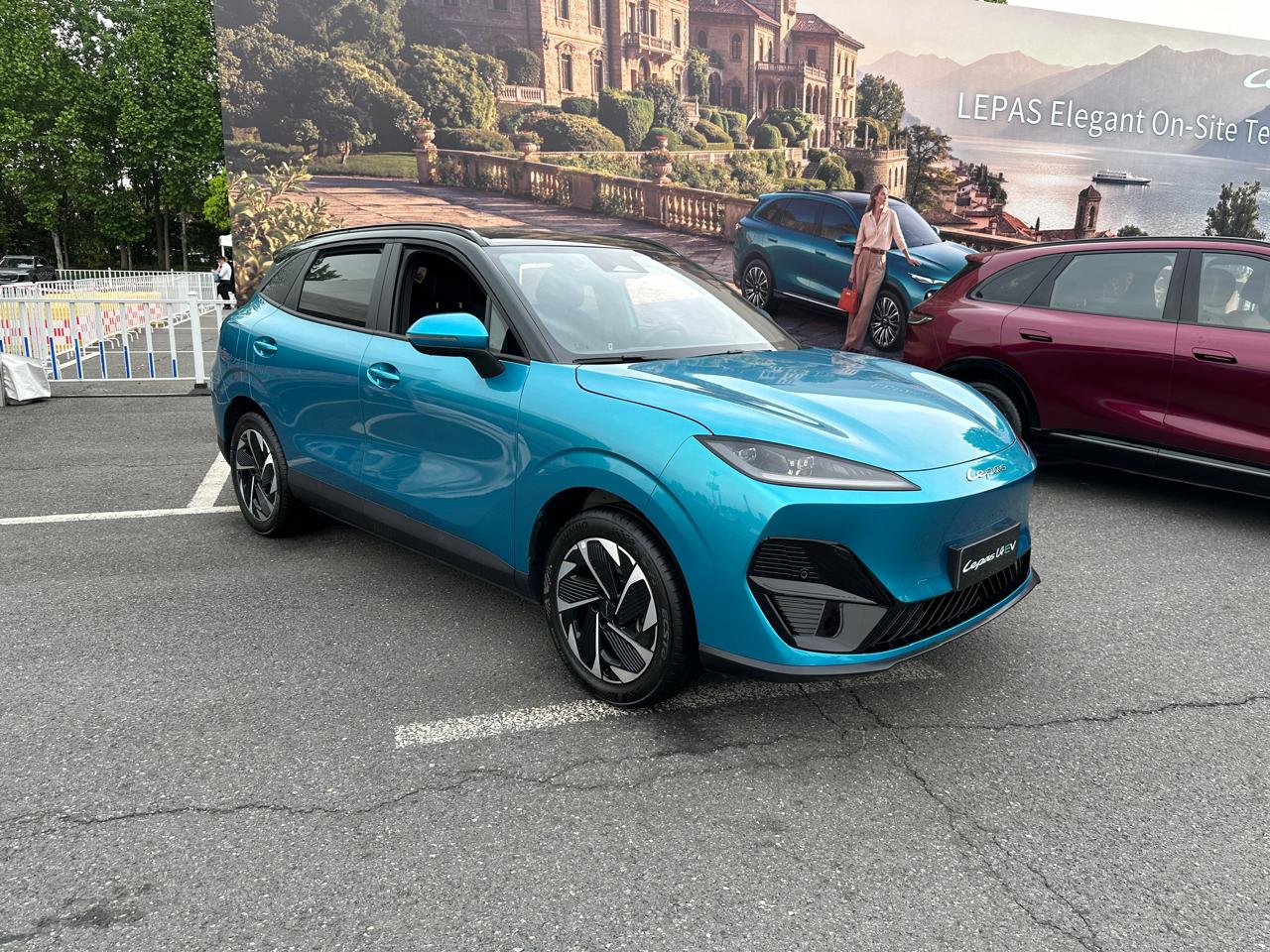 mobil listrik, Beijing Auto Show 2026, Lepas L4, Mencoba Mobil Listrik Lepas E4 di Cina, Pertama Kali di Dunia Nih