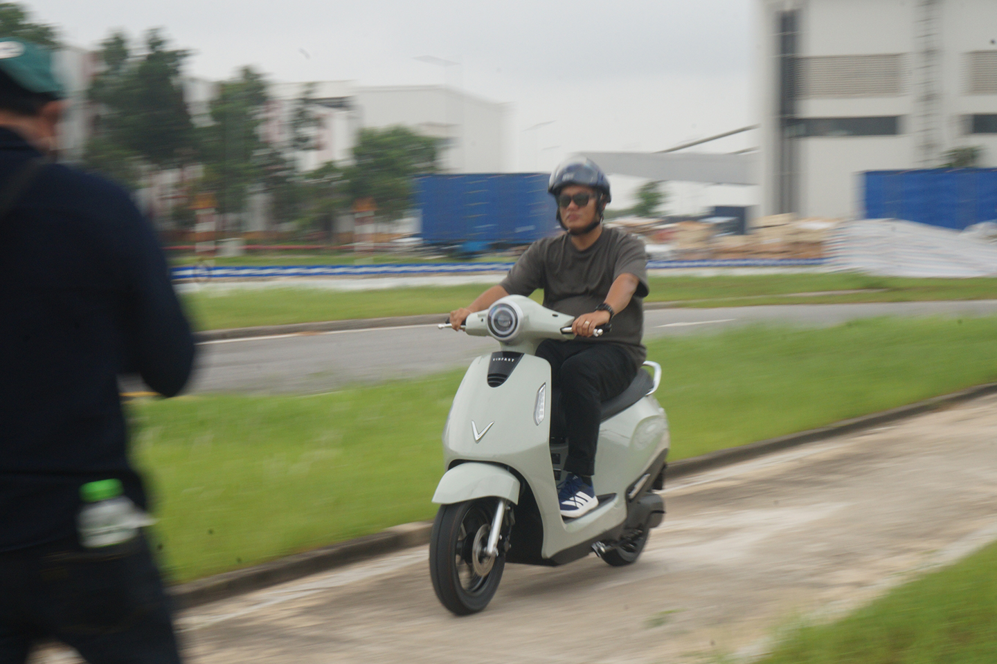 Indonesia, motor listrik, motor baru, vinfast, Vinfast e-Scooter, Bocoran Dikit, Motor Listrik VinFast Spek Indonesia Bakal Dapat Ini