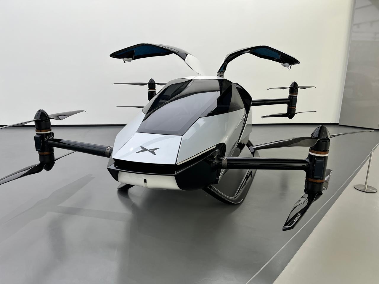 Mobil Terbang, XPeng, Beijing Auto Show 2026, Aridge, Land Aircraft Carrier, Mobil Terbang Diprediksi Banyak Digunakan 10 Tahun ke Depan, Ini Alasannya
