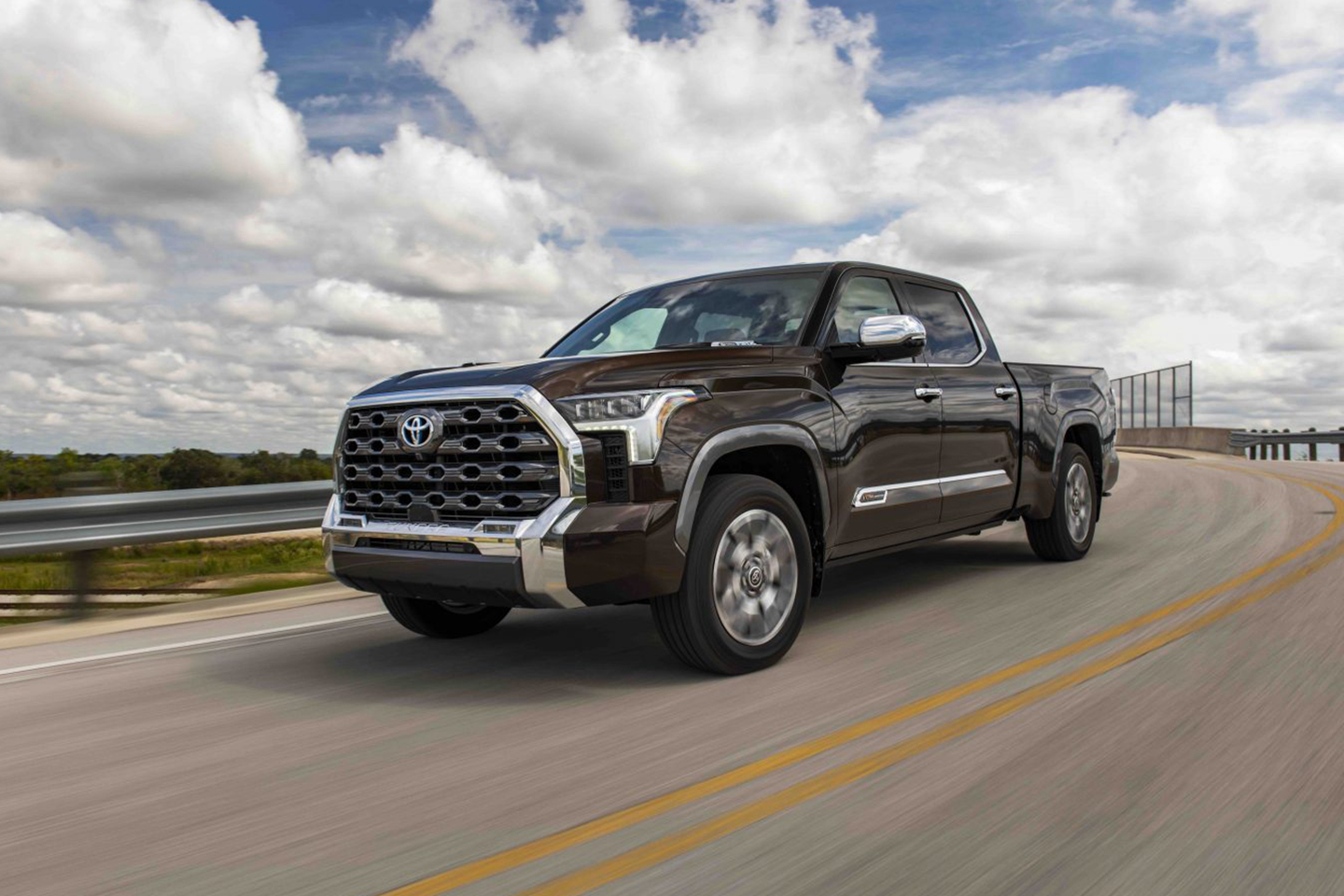 Amerika Serikat, jepang, toyota, mobil baru, Toyota Tundra, Toyota Tundra Mendarat Juga di Jepang, Harganya Cocok Buat Sultan