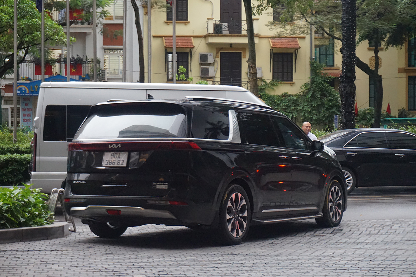 mobil baru, vietnam, Populer, kia carnival, Pantas Laris Manis, Begini Toh Spesifikasi Kia Carnival di Vietnam