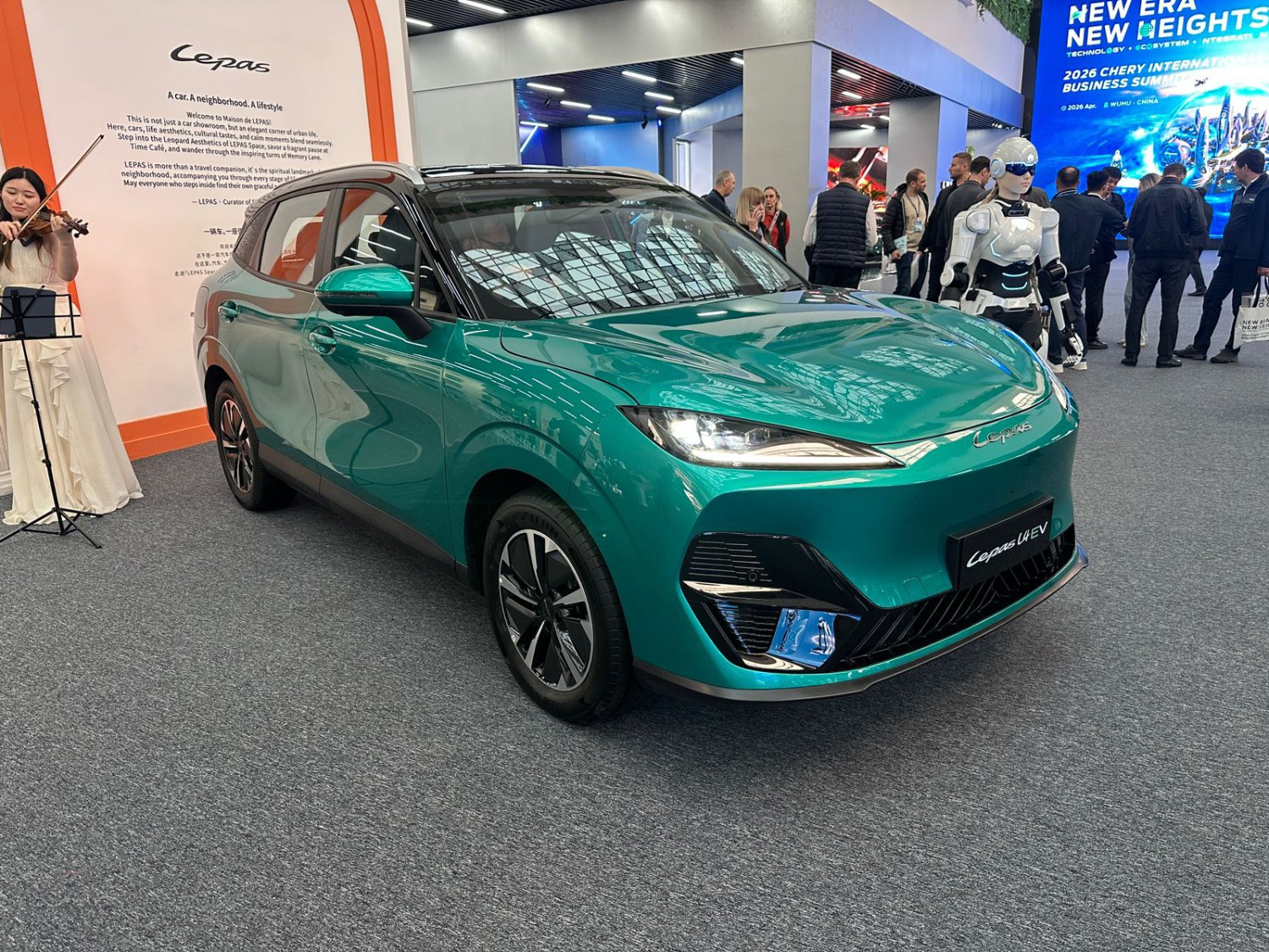 mobil listrik, Temmy Wiradjaja, Wuhu, Lepas E4 EV, Beijing Auto Show 2026, Penampakan Lepas E4 Setir Kanan, Tanda Bakal Segera Rilis di Indonesia