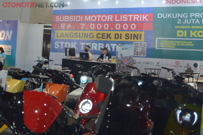 baterai motor listrik, Bengkel motor listrik, motor listrik murah, motor listrik mahal, jenis baterai motor listrik, Terungkap, Ini Sebab Ada Motor Listrik Harga Murah dan Mahal