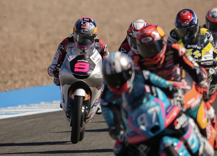 astra honda motor, pembalap indonesia, Moto3, honda team asia, motogp prancis, Veda Ega Pratama, Start Posisi Enam Moto3, Veda Ega Kirim Sinyal Bahaya bagi Lawan di Sirkuit Le Mans