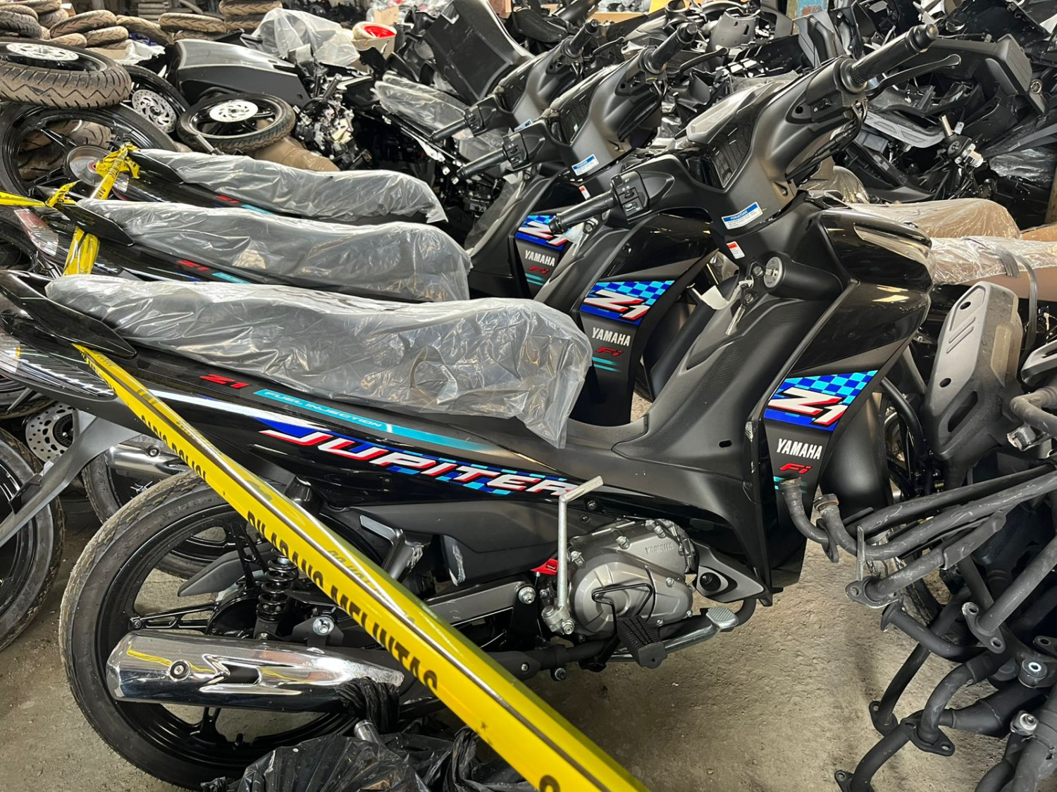 jakarta barat, jupiter z1, gudang motor, Jarang Kelihatan di Jalan, Jupiter Z1 Malah Numplek di Gudang Penadahan